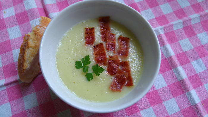 DSC 0056 2 SoupeCourgettes Lardons